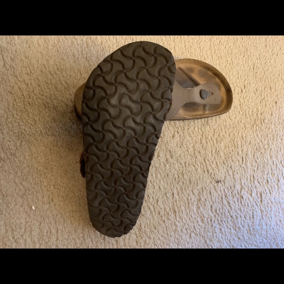 Women’s Gizeh Birkenstock’s - Picture 2 of 4